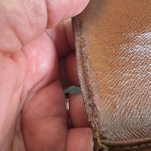 Louis Vuitton Vintage Monogram Long Wallet - Picture 11 of 12